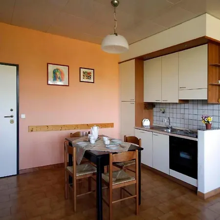 Mit Blick Auf Den Maggiore By Interhome Apartamento